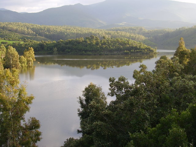 Foto lago BAU PRESSIU1.jpg